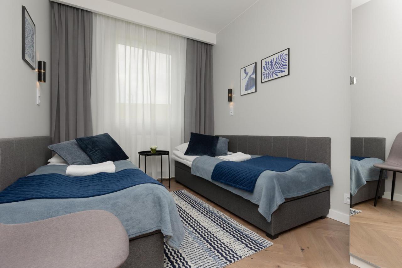 Stunning Family Apartment Ursynow With Parking & Balcony By Noclegi Renters Warsaw Exterior photo